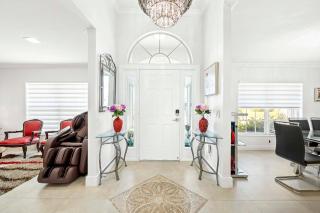 Endless Summer - 4 Bedroom with Gym and Jacuzzi - 9