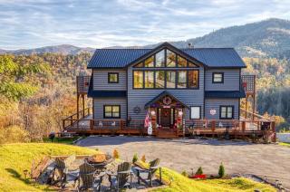 Luxury Sevierville Cabin with Private Hot Tub! - 0