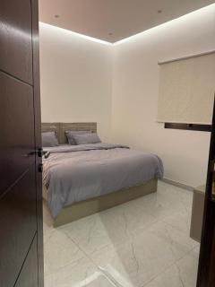 شقة مودرن غرفة وصالة - 8