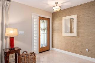 Feeling TipSea - Boat Dock - Living and Family Roo - 9