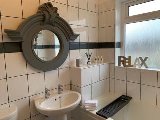 The Maisonette - Central Windermere, with parking - 7