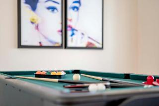 Flip & Flops - Amazing location with Boating Acces - 1