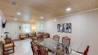 Beachy Sisters B - 6