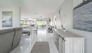 Island Time-Gulf Access Pool Villa with 3 King Beds - 8