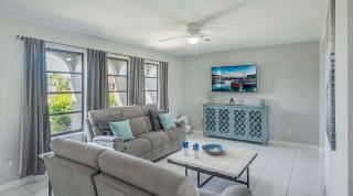 Island Time-Gulf Access Pool Villa with 3 King Beds - 7