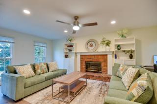 Fully Updated! Suburb Stay Near Sugarloaf Mills - 9