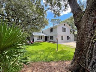 Sandy Feet Retreat - 0