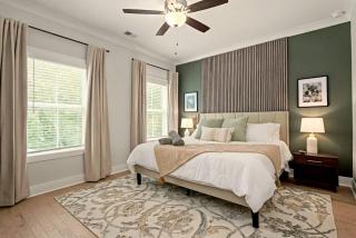 Stylish 3BR Near Marietta Sq, Fenced YardParking - 7