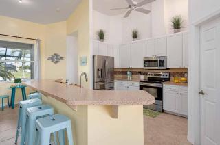 Kings Castle 3BR with Bikes & Boat Dock Access - 3