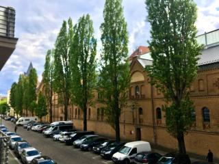 Old building apartment in cultural neighbourhood - 2