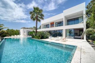 The Beach House - Upscale 5-bed Beachfront Villa w pool pier ocean views - 0