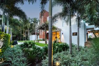 The Beach House - Upscale 5-bed Beachfront Villa w pool pier ocean views - 8