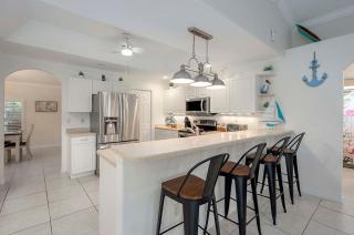 Laguana - Heated Salt Water Pool and Pool Table - 2