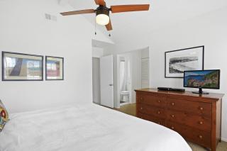 3Br Near Beach W Oceanview Balcony, Ac & Outdoor Dining By Beachview Rentals - 4