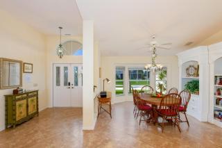 Lake View - amazing Lake view & outside wet bar - 9