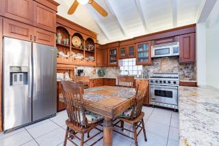 7Br Beachfront Retreatstunning Ocean Views & Walkable Fun By Beachview Rentals - 4