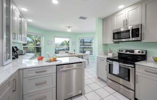 Latitude Adjustment - near Eight Lakes with Pool Table, Boat Dock & Jacuzzi - 2