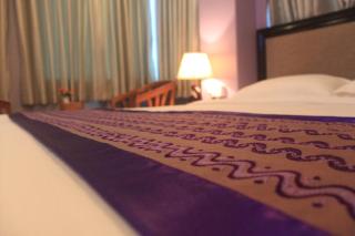 Grand Laurel Hotel - Yangon - 6