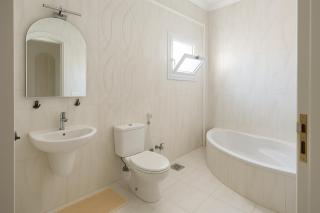 Laguna King - care & comfort - Naj‘ al Aḩwāl - 1