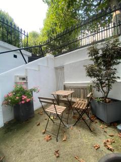 Earls Court Modern Vintage - 4