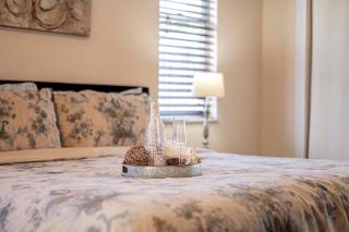 Malibu - top Location with Boat Dock - 6