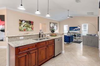 Malibu - top Location with Boat Dock - 1