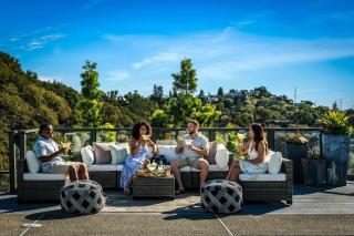 The Overlook Family Home by Sonoma Stays - 1