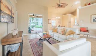 Marais is a Sunset Villa with a Pool and Canal Views Kayaks and Spa - 5