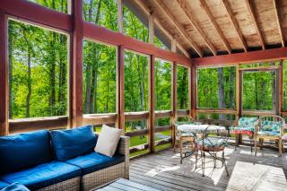 Cabin w New Hot Tub, River, Kayak, WiFi, & Fire Pit - 9