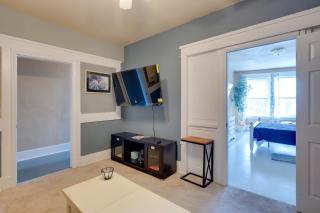 Walkable Racine Retreat! 1 Mi to Lake Michigan - 4