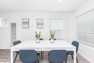 Modern 2Br W Oceanview Patio Half Block To 29Th St Beach By Beachview Rentals - 1