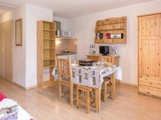 Studio fonctionnel 4 pers · Départ ski aux pieds · Balcon - FR-1-344-1009 - 4