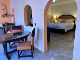 Tres Iguanas Apart Hotel - New, cozy & spacious flats, short walk to beach - 6
