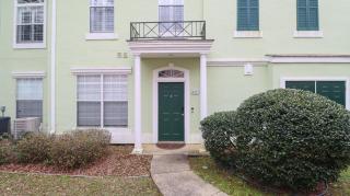 Modern upstairs three bedroom condo! - 4