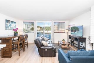 Spacious 7Br Triplex Steps From Beach & Marina Park By Beachview Rentals - 6