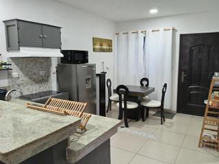 cr.arenalapartmets #2 hermoso lugar con parqueo - 8