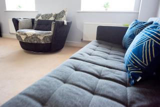 Space Apartments - 3 bed town house- Superking Beds-fast WI-FI-Parking - 6