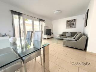 Casa Rafa, Perfect for Families and Groups of 12 - 4