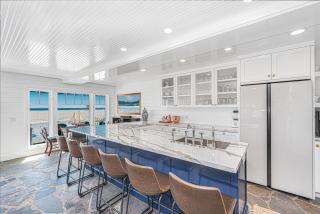 Spectacular 6Br Oceanfront Home In Highly-Coveted Location By Beachview Rentals - 1