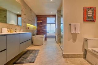 Exclusive Oceanfront Retreat with Resort Amenities - 3