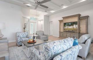 Mystique - Luxury Waterfront Home - 5