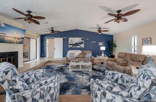 Orchid - Great Location with Tiki Hut and Bikes - 4