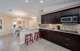 Orchid - Great Location with Tiki Hut and Bikes - 1