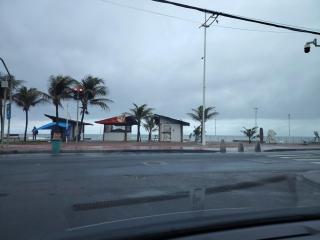 Practicality and comfort in one place near the beach - 1