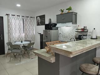 cr.arenalapartments#1..hermoso,cómodo con parqueo - 5