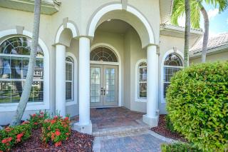 Peninsula Point - Luxury Vacation Rental Cape - 0