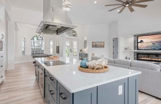 Peninsula Point - Luxury Vacation Rental Cape - 4