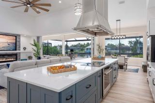 Peninsula Point - Luxury Vacation Rental Cape - 3