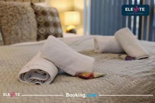 LAST-MINUTE SPECIALS l ELEGANT HOUSE l WEMBLEY STADIUM LOCATION, FREE PARKING, 5 MIN TO BRENT CROSS WEST STATION, SLEEPS Up to 6 l Elevate Living Estates Short Lets Cricklewood & BRENT CROSS - 6