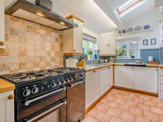 4 Bed in Cartmel LCC71 - 1